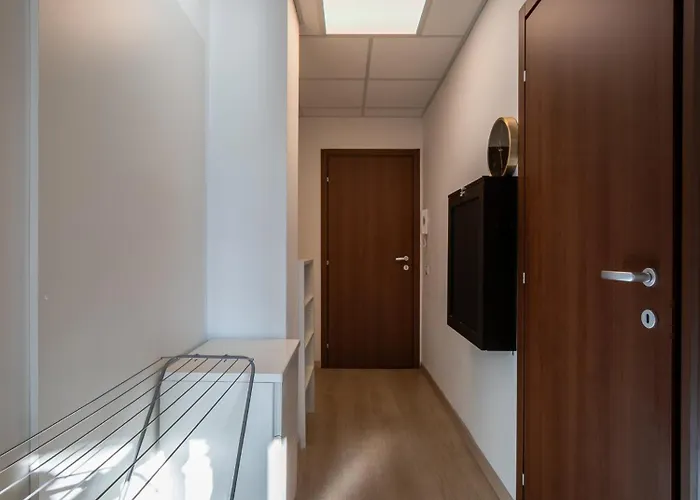Binario Uno, A Due Passi Dalla Stazione Daire *